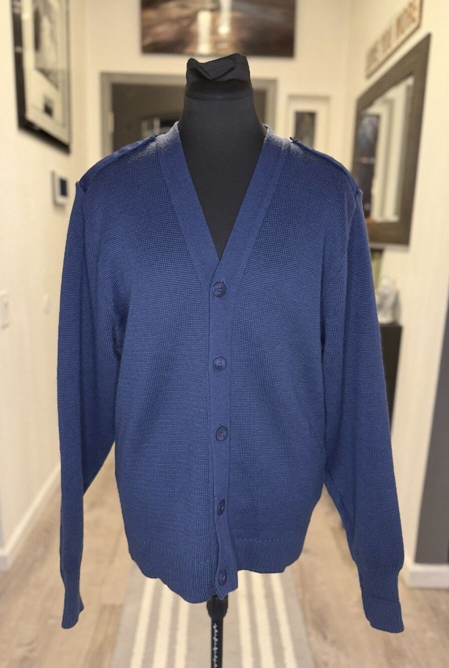 Military Equipment US Air Force Issue Knit Cardigan Men's 44L Army Sweater